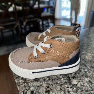 NWOT Oshkosh B’gosh Toddler sneakers